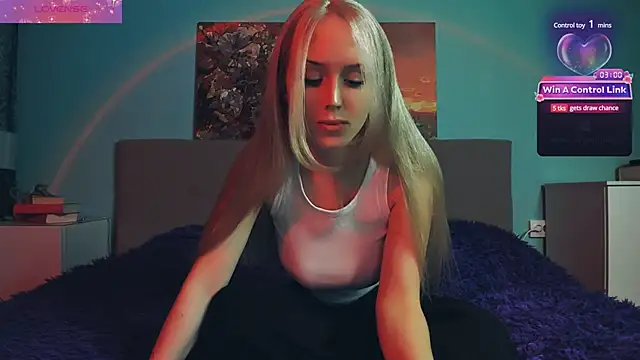 Snapshot of Linda_Roxy chatting on 02/14/25, 05:46 Linda Roxy online show from 02/14/25, 05:46