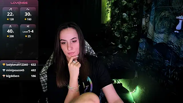 Selbi Paine online show from 03/20/25, 02:40