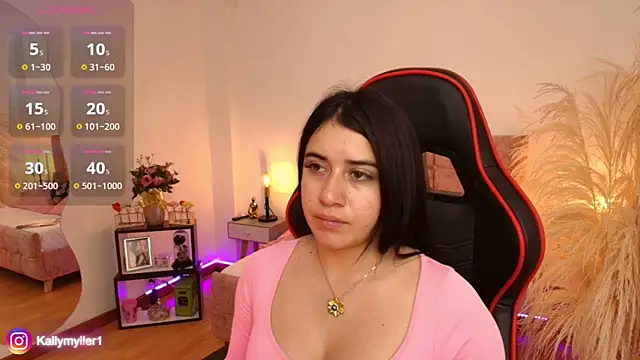 Snapshot of KallyMyller1 chatting on 01/11/25, 07:27 KallyMyller1 online show from 01/11/25, 07:27