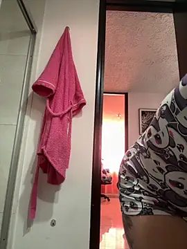 Snapshot of KallyMyller1 chatting on 09/11/25, 07:36 KallyMyller1 online show from 09/11/25, 07:36