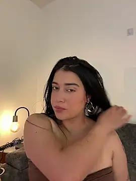 KallyMyller1 online show from 05/01/26, 07:29