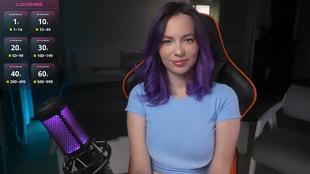 Snapshot of Emberella_ chatting on 10/02/25, 04:14 Emberella  online show from 10/02/25, 04:14