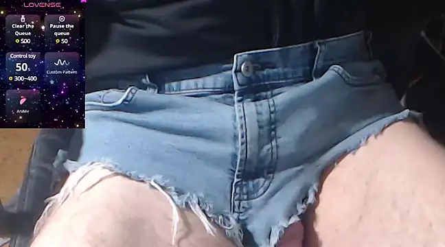 Snapshot of steffencamboy chatting on 01/04/25, 09:32 steffencamboy online show from 01/04/25, 09:32