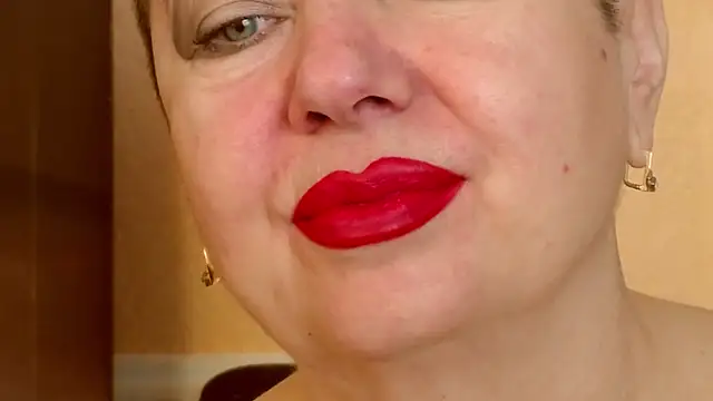 LadyPosh online show from 01/15/26, 08:41