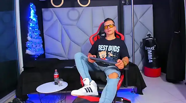 Aydenmiller96 online show from 12/24/24, 07:17