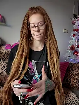 LucidLucy online show from 12/26/24, 04:58