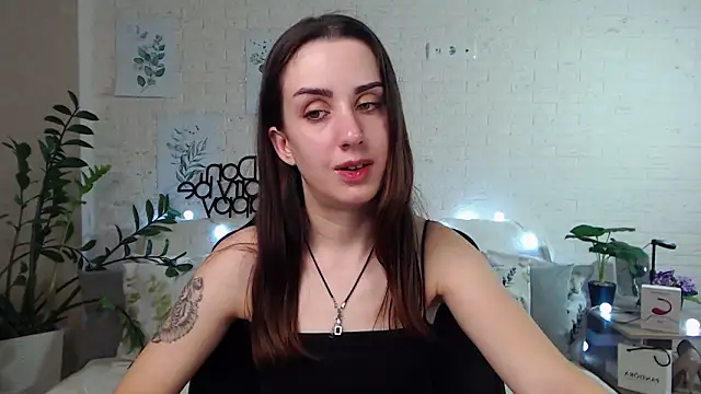Snapshot of FranceskoJones chatting on 01/26/25, 02:56 FranceskoJones online show from 01/26/25, 02:56