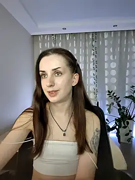 Snapshot of FranceskoJones chatting on 09/18/25, 05:04 FranceskoJones online show from 09/18/25, 05:04