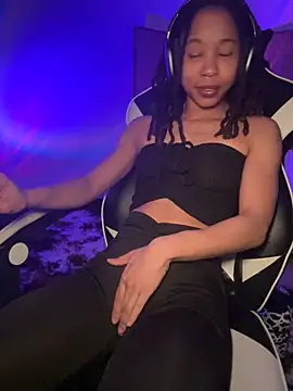 thebrattygoddess online show from 02/05/25, 09:57