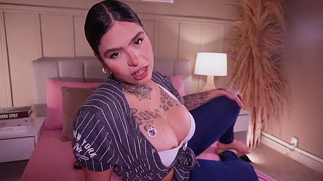 curvyliciousss online show from 03/01/26, 05:15