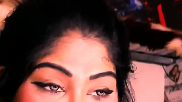 indian dreamgirl online show from 10/13/25, 09:15