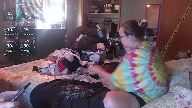 Snapshot of ZeTurtleMaster chatting on 11/04/25, 07:57 ZeTurtleMaster online show from 11/04/25, 07:57