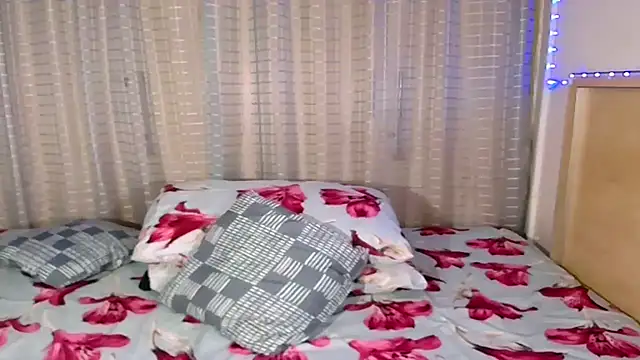 sexyindianchic online show from 09/29/25, 08:24