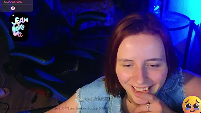 Snapshot of DanaMartina chatting on 01/24/25, 06:14 DanaMartina online show from 01/24/25, 06:14
