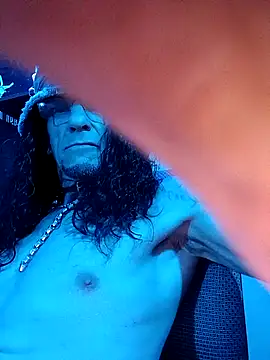 justinewe69 online show from 04/20/26, 10:29