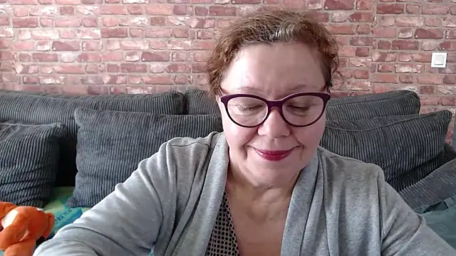 Adelewildx online show from 02/15/25, 11:17