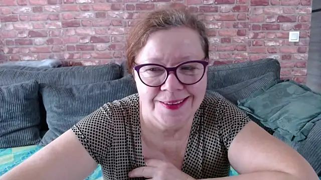 Adelewildx online show from 02/28/25, 07:26