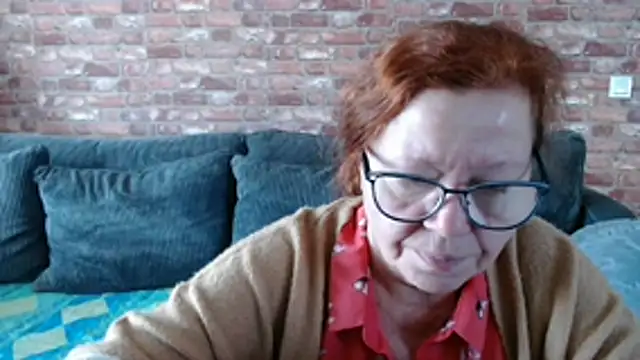 Adelewildx online show from 11/15/25, 12:02