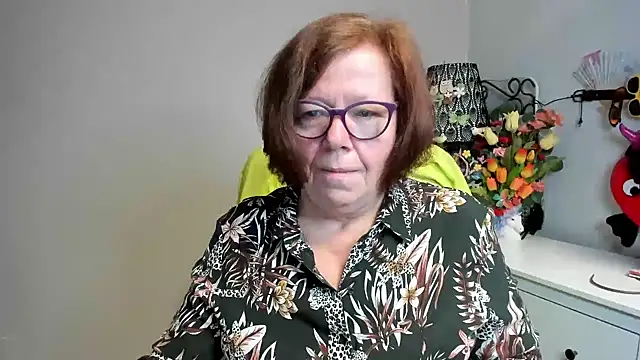 Snapshot of Adelewildx chatting on 05/19/26, 03:46 Adelewildx online show from 05/19/26, 03:46