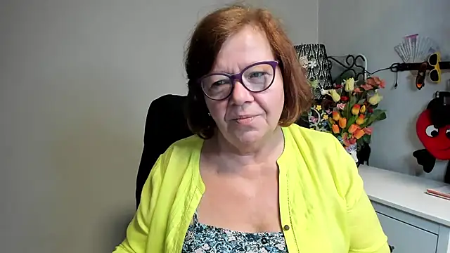 Snapshot of Adelewildx chatting on 06/02/26, 02:24 Adelewildx online show from 06/02/26, 02:24