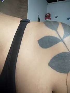 darsha sahu online show from 11/28/25, 01:08