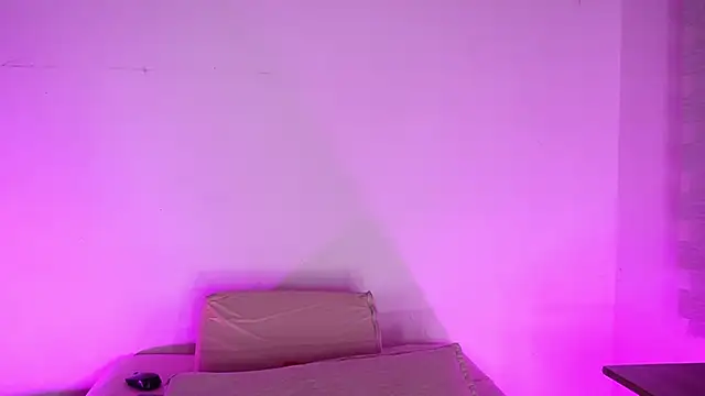 emyli sw  online show from 09/22/25, 03:08