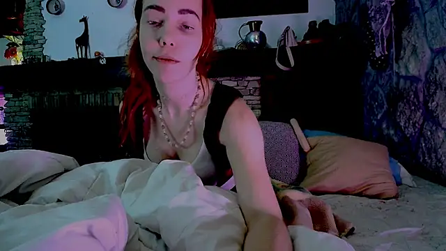 Snapshot of pisswhorelana chatting on 02/02/25, 04:48 pisswhorelana online show from 02/02/25, 04:48