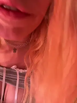 Snapshot of pisswhorelana chatting on 10/12/25, 11:26 pisswhorelana online show from 10/12/25, 11:26