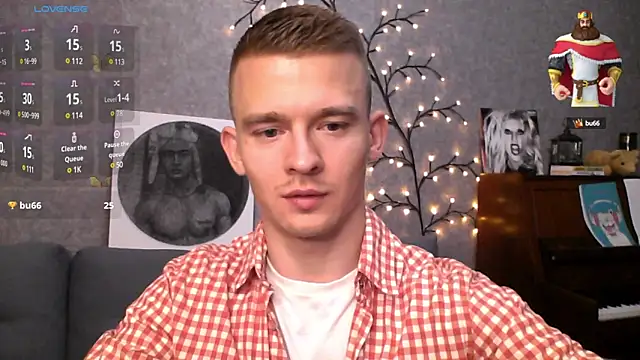 Snapshot of Marvelboy_ chatting on 12/19/24, 09:17 Marvelboy online show from 12/19/24, 09:17