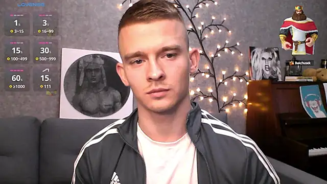 Snapshot of Marvelboy_ chatting on 12/23/24, 11:36 Marvelboy online show from 12/23/24, 11:36