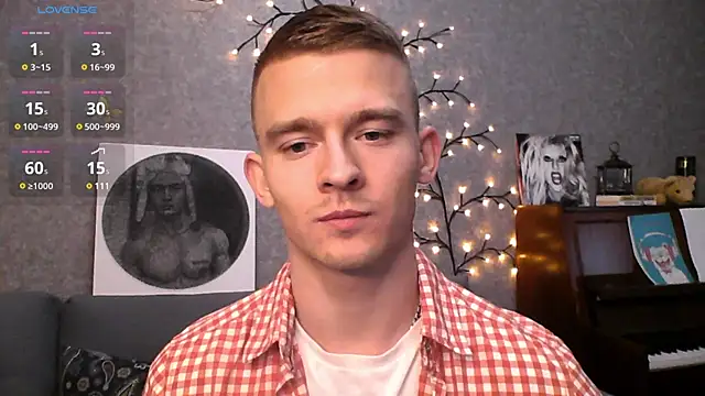 Snapshot of Marvelboy_ chatting on 12/27/24, 12:23 Marvelboy online show from 12/27/24, 12:23