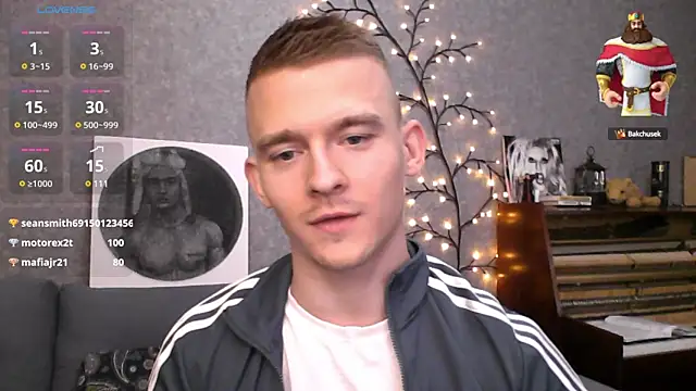 Snapshot of Marvelboy_ chatting on 01/27/25, 11:54 Marvelboy online show from 01/27/25, 11:54