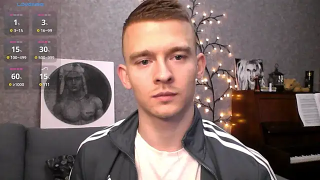 Snapshot of Marvelboy_ chatting on 01/31/25, 01:45 Marvelboy online show from 01/31/25, 01:45