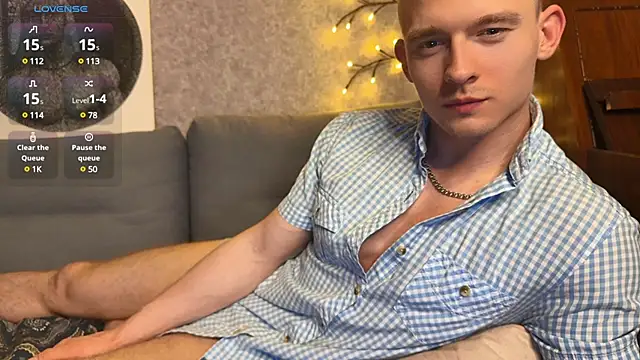 Snapshot of Marvelboy_ chatting on 02/07/25, 09:48 Marvelboy online show from 02/07/25, 09:48