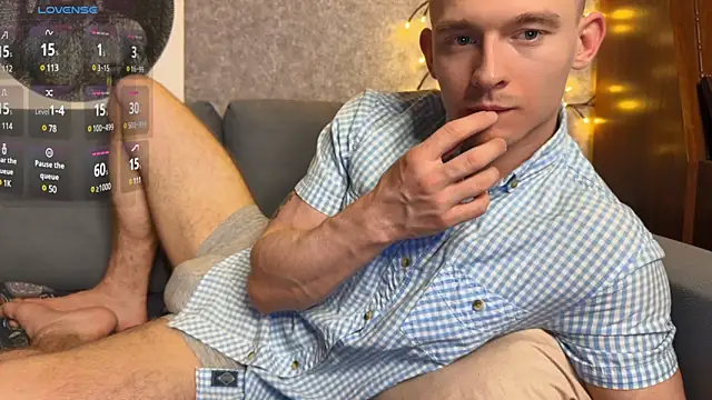 Snapshot of Marvelboy_ chatting on 02/11/25, 10:18 Marvelboy online show from 02/11/25, 10:18