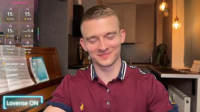 Snapshot of Marvelboy_ chatting on 10/27/25, 01:26 Marvelboy online show from 10/27/25, 01:26