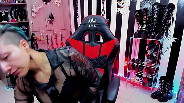 Mistress Yelena online show from 02/10/25, 10:51