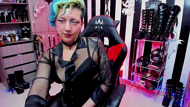 Mistress Yelena online show from 02/19/25, 09:25