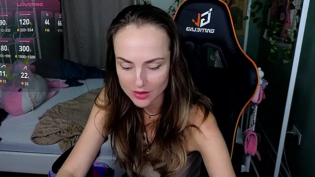 SuchArt  online show from 09/22/25, 03:25