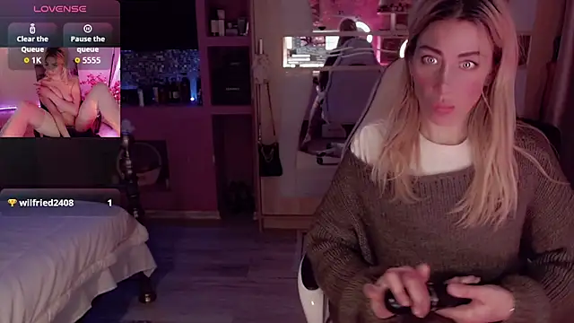 AnnieGOld  online show from 01/12/26, 10:48