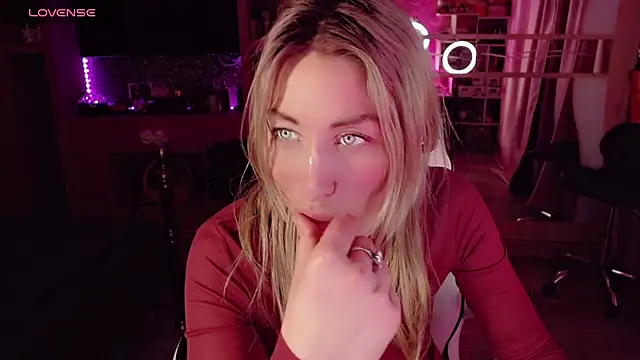 AnnieGOld  online show from 04/20/26, 10:55