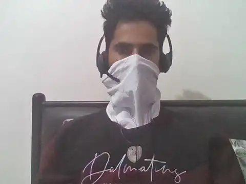 dreamtoungelick69 online show from 11/03/25, 04:19