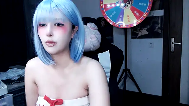candy cola online show from 02/19/25, 06:44
