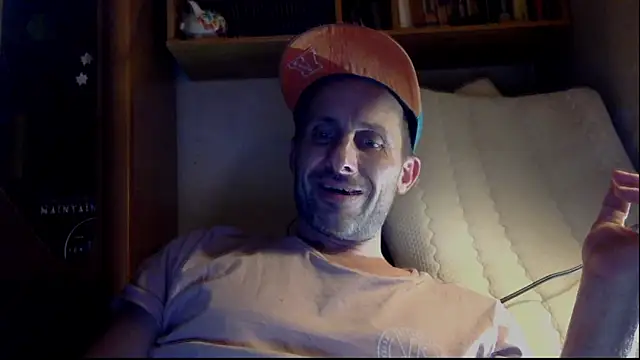 Snapshot of FireFox_Feel chatting on 12/05/24, 11:18 FireFox Feel online show from 12/05/24, 11:18