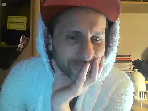 Snapshot of FireFox_Feel chatting on 03/16/25, 01:38 FireFox Feel online show from 03/16/25, 01:38