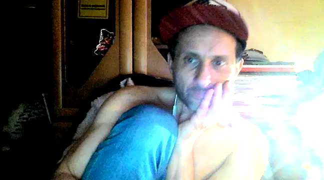 Snapshot of FireFox_Feel chatting on 03/16/25, 04:41 FireFox Feel online show from 03/16/25, 04:41