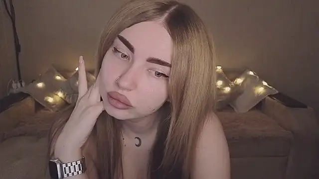 ViolettaLopez online show from 11/12/25, 12:16