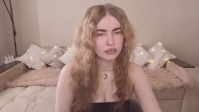 ViolettaLopez online show from 03/18/26, 09:56