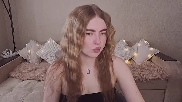 ViolettaLopez online show from 04/21/26, 12:33