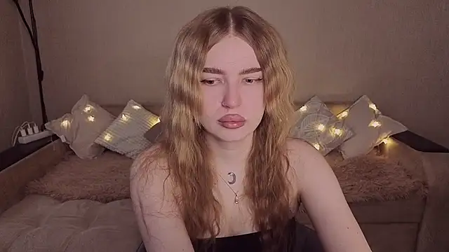 ViolettaLopez online show from 04/22/26, 02:51